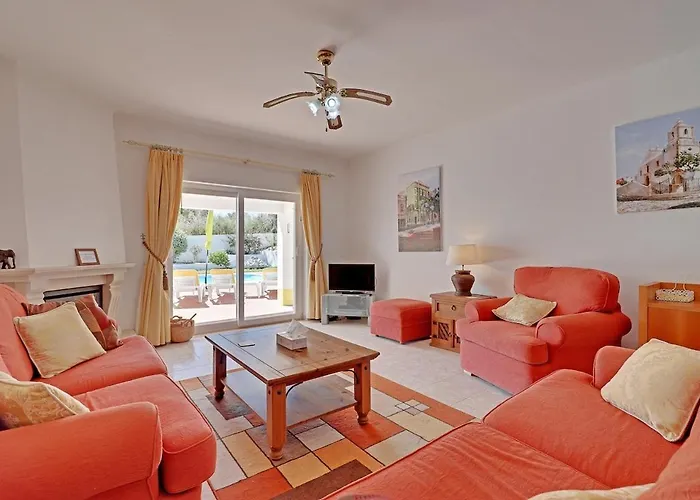 ヴィラ Summer Breeze アルジェズール